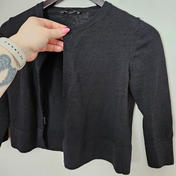 Ann Taylor Cardigan Sweater Short Business Casual Neutral Black Knit Classic - Picture 3 of 10